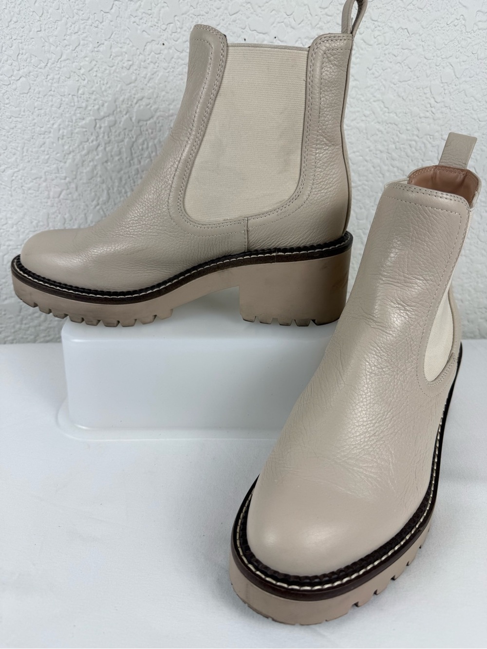 Nordstrom | Nomiah-Lea | Chelsea Lug Boots | Natural | 8
